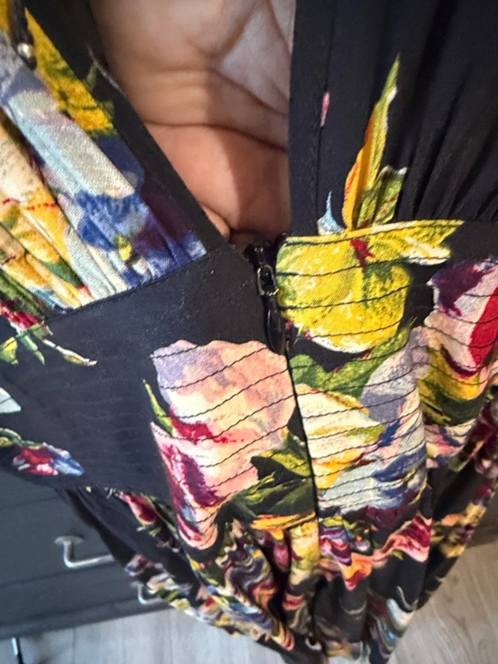 Trashy Diva Black Floral Plunge Midi Dress - Picture 5 of 6